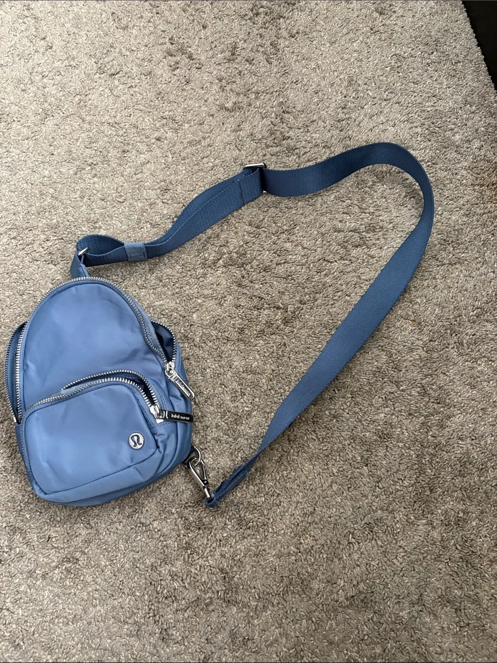 lululemon athletica navy blue crossbody sling